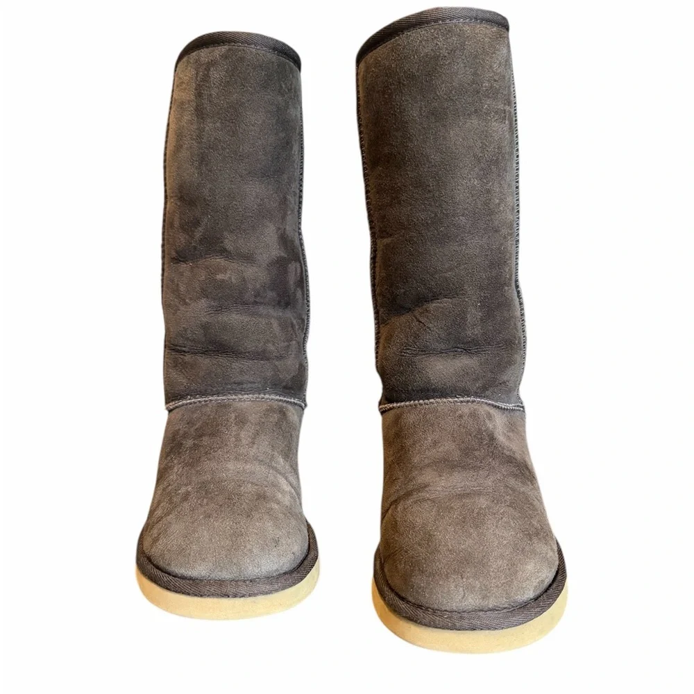 UGG Australia Classic Tall Shearling Boots Brown Women’s Size 7